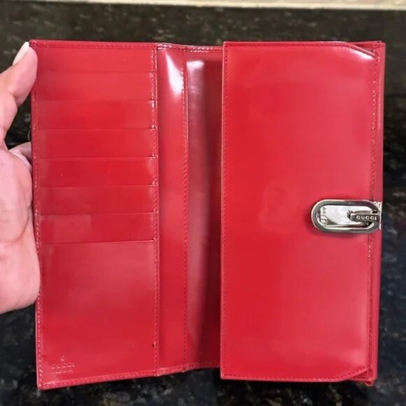 Gucci Patent Leather Long Wallet Red w/ Silver Hardware - Picture 4 of 13